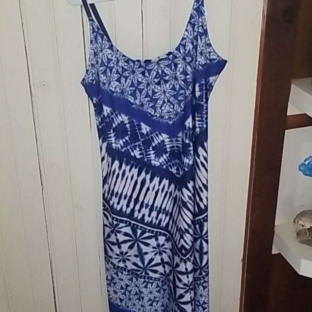 Venus , gorgeous maxi, blue and white tribal